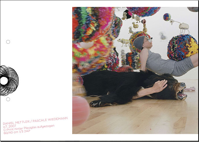 IST DAS FISCHLI WEISS? Klodin Erb und Eliane Rutishauser, Daniel Mettler / Pascale Wiedemann  o.T. 2007 C-Print hinter Plexiglas aufgezogen  60/40 cm 1/3 2AP